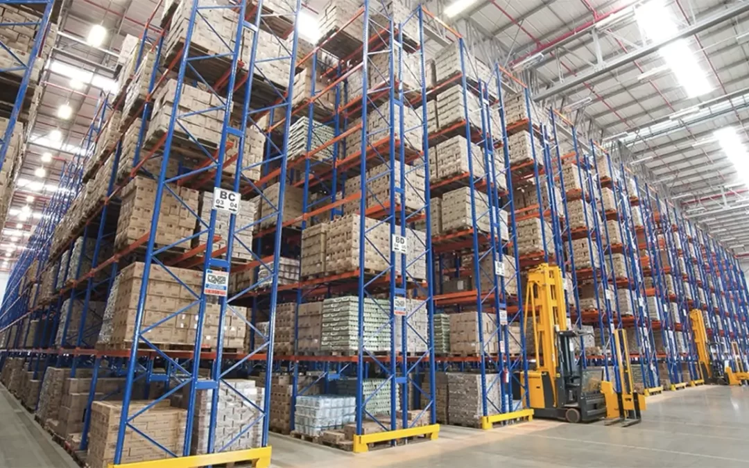 Sistemas de Armazenagem: Porta-Paletes, Drive-In e Dinâmicos